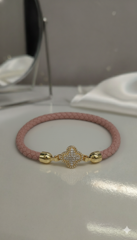 دستبند چرم